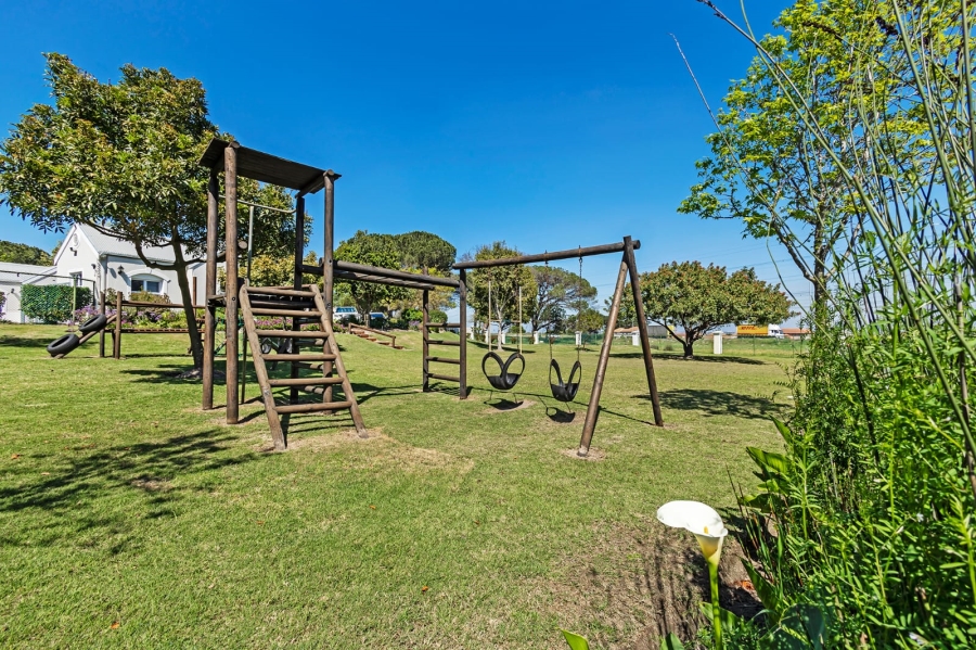 3 Bedroom Property for Sale in Zevenzicht Western Cape